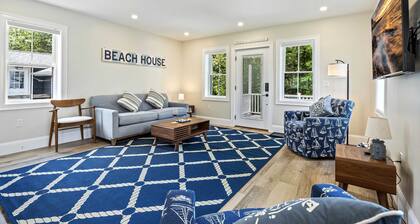 Bourne By The Beach Beautiful Home for 6 Near Shops and the Shore