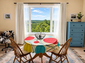 Interior - The Best View on Fairview (Alvaton)