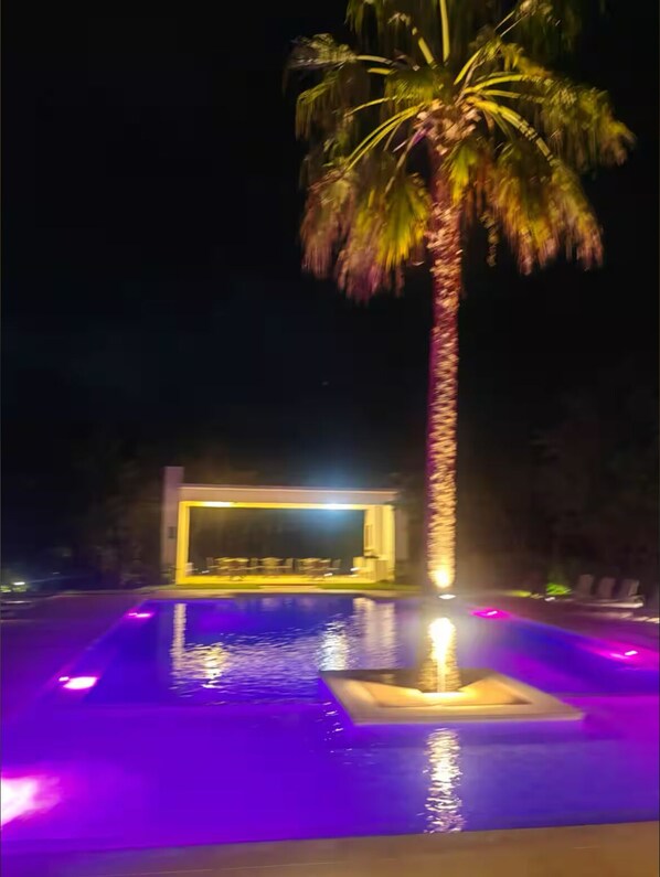Outdoor pool -  Cancun Breeze3-bedroom house in terrific Quintana Roo , close to Xcaret parks (quintana roo)