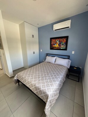 3 bedrooms, desk, iron/ironing board, free WiFi -  Cancun Breeze3-bedroom house in terrific Quintana Roo , close to Xcaret parks (quintana roo)