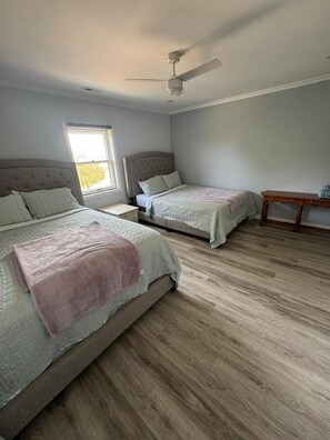 5 Schlafzimmer, Bügeleisen/Bügelbrett, kostenloses WLAN, Bettwäsche