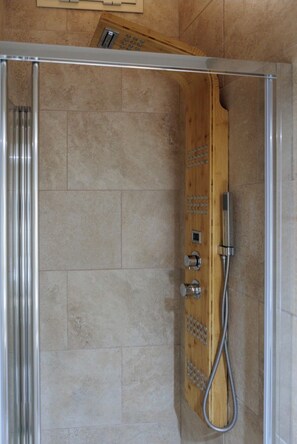 Interior - Refined mansion with vaulted ceilings, between history and design in Lecce. (Lecce)