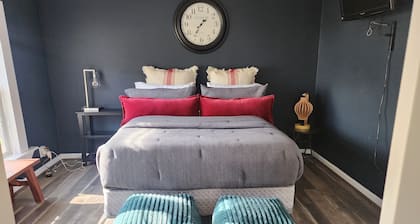 Charming house in peaceful Keithville, LA