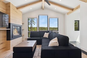 Smart TV - Newly built two bedroom rental with Blanchard Lake access in Whitefish! (Whitefish)