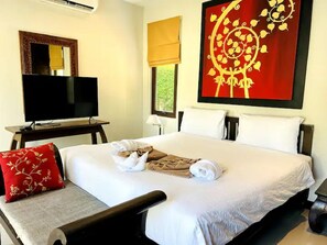 3 chambres, fer et planche à repasser, Wi-Fi, draps fournis