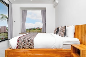 Exclusive Villa, 2 Bedrooms, Private Pool | Individually decorated, individually furnished, desk, free WiFi