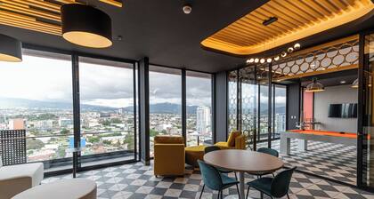 Luxury apartment full equip. in San Jose with balcony city views & top amenities