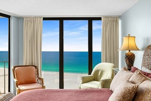 2 quartos, ferros/tábuas de passar roupa, Wi-Fi, roupa de cama