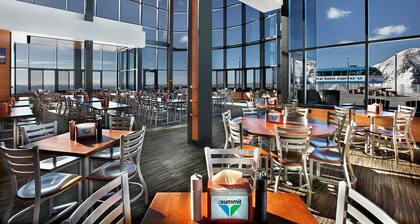 Snowbird Ski In/Out Cliff Club w/ private Hot Tub