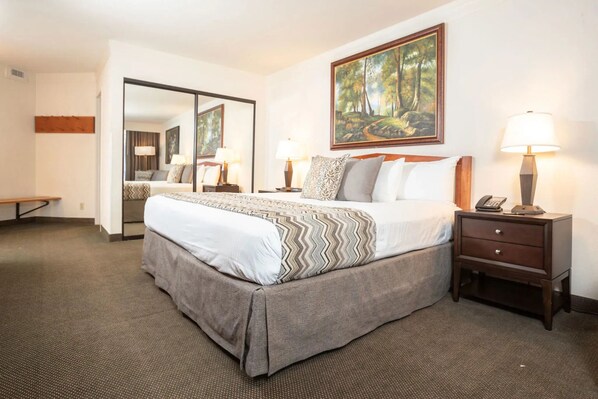 Iron/ironing board, internet, bed sheets