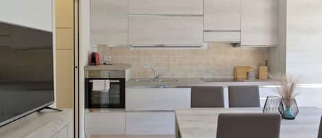 Fridge, microwave, oven, dishwasher