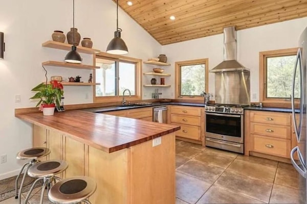 Micro-ondes, four, plaque de cuisson, lave-vaisselle