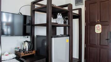 Caja de seguridad en la habitación y sistema de insonorización