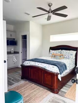 1 bedroom, WiFi, bed sheets