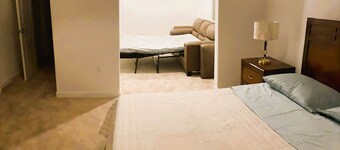 Charming 1-bedroom house in beautiful Loma Linda with AC