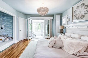 6 chambres, fer et planche à repasser, Wi-Fi, draps fournis