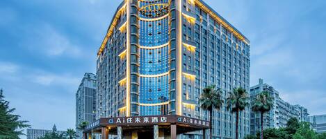 Vista frontal de la propiedad