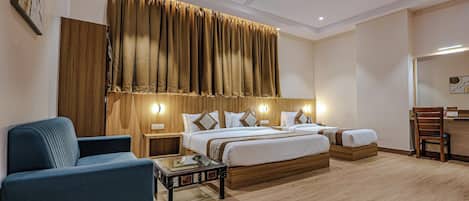 Kolmen hengen executive-huone | Sisätilat