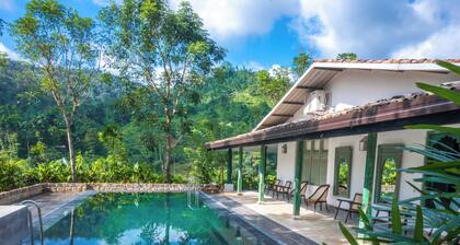 Villa Republic Deniyaya