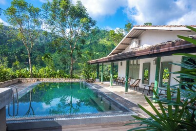 Villa Republic Deniyaya 