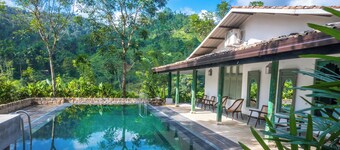 Villa Republic Deniyaya