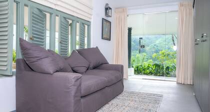 Villa Republic Deniyaya