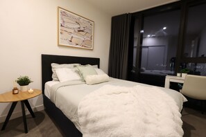 2 dormitoris, planxa i posts de planxar, wifi gratuïta i roba de llit 