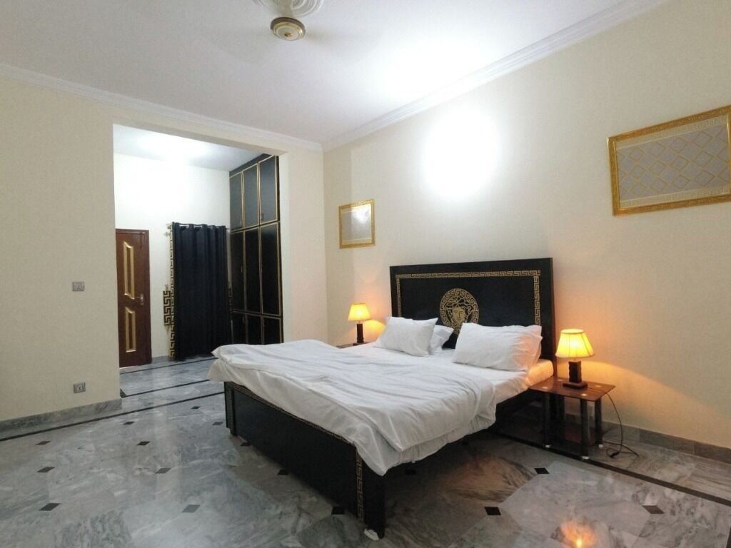 Room, Multiple Bedrooms, Accessible, Smoking | 20 bedrooms