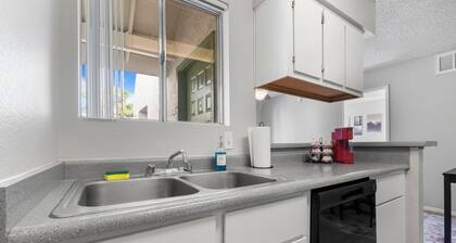 Bright & Cozy 1BR in Gilbert