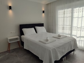 Superior Villa, Mountain View | Premium bedding, free WiFi, bed sheets