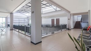 Unclassified image, 4 of 10, button - Guest House Ar Rayan (Pontianak)