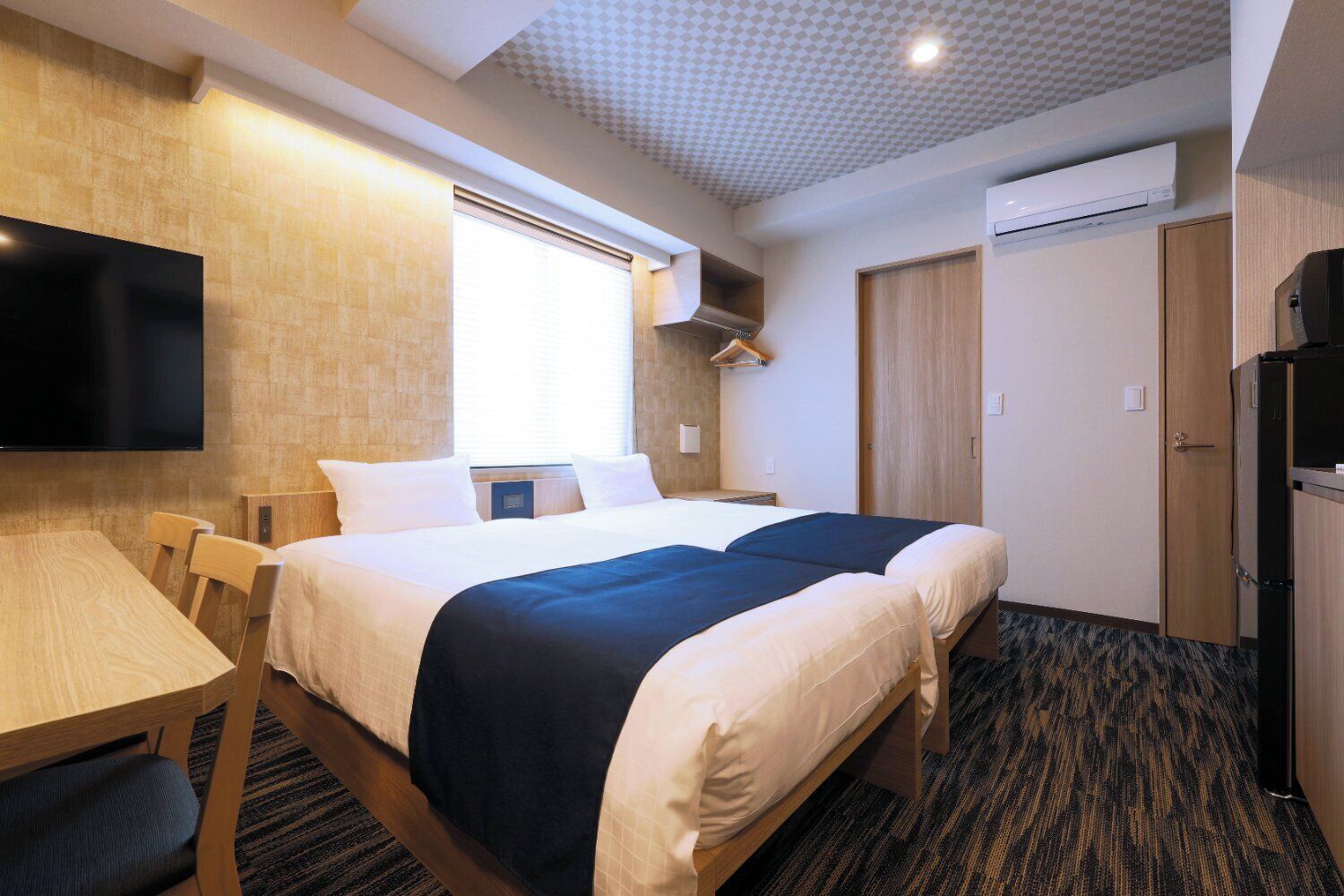 Wifi gratis y ropa de cama 