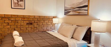 4 makuuhuonetta, Wi-Fi, vuodevaatteet