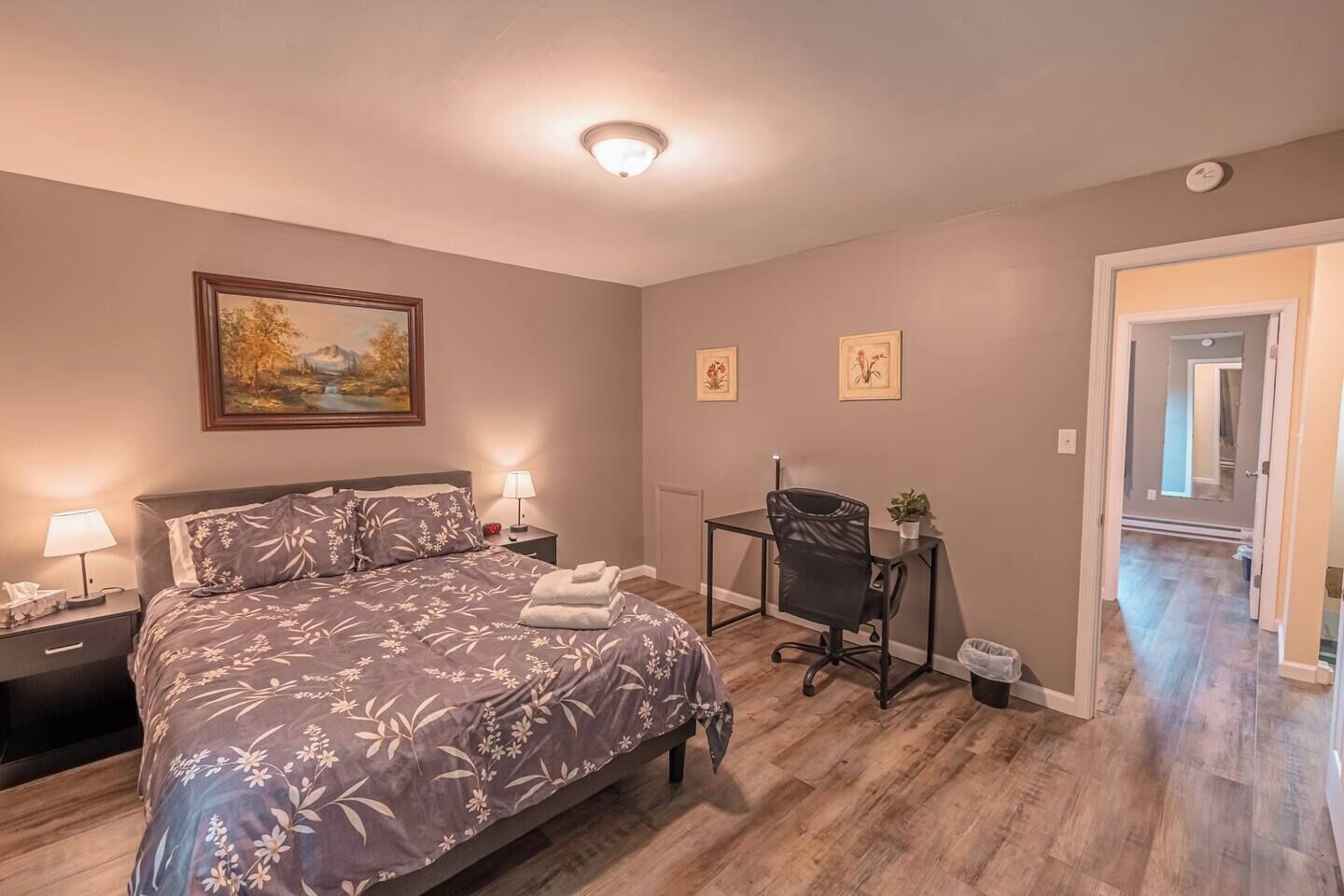 2 bedrooms, desk, iron/ironing board, travel cot