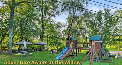 Near Hiking & Water Parks!*Wi-Fi*Fireplace*Patio*