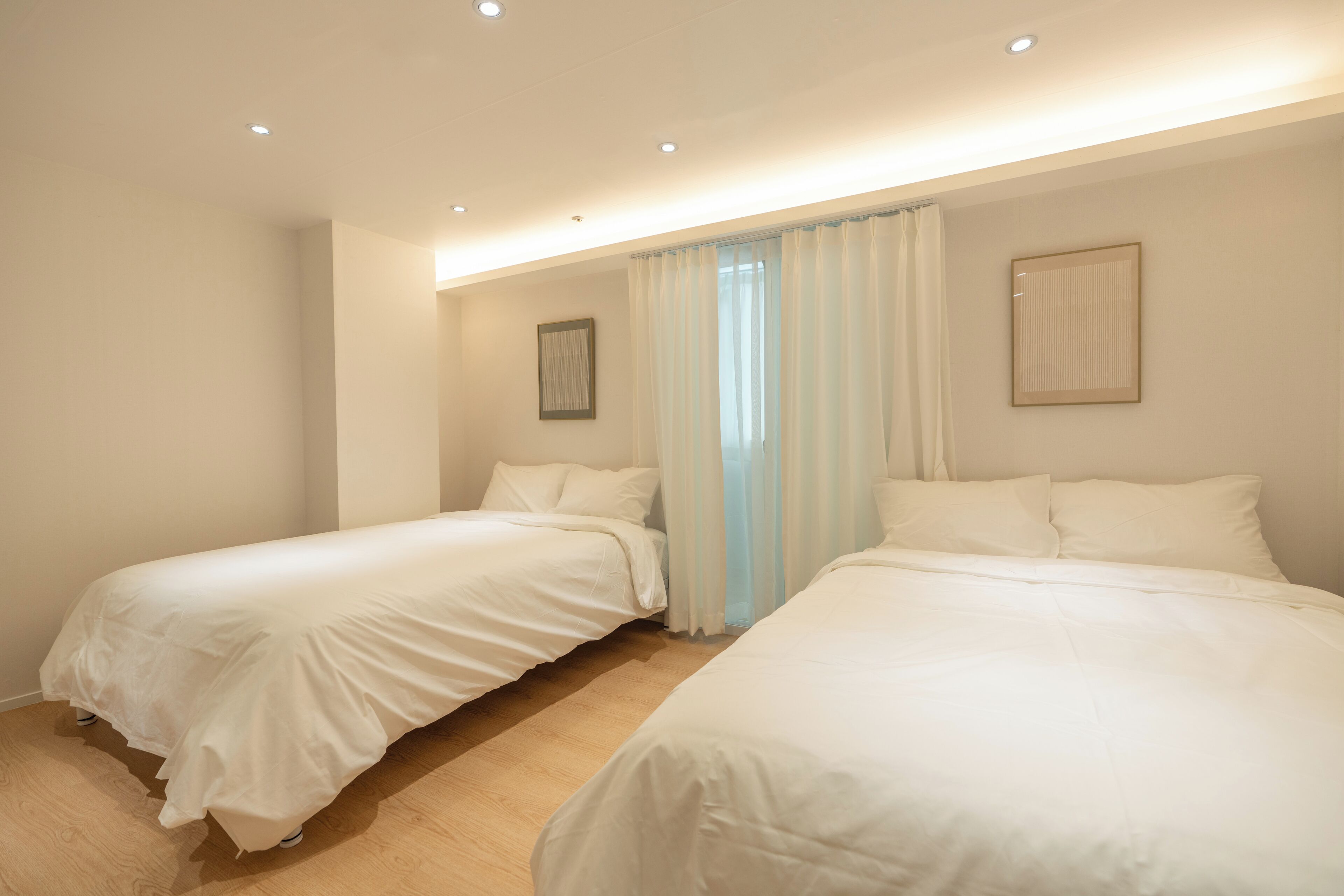 Family Twin Room | Soundproofing, free WiFi, bed sheets