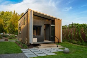 Exterior - Modern Tiny Cabin on Town Square | Near White Pass (Tieton)
