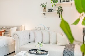 In-room safe, iron/ironing board, free WiFi, bed sheets