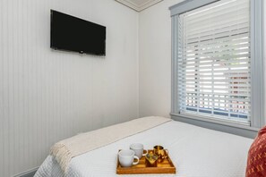 Desk, iron/ironing board, free WiFi, bed sheets