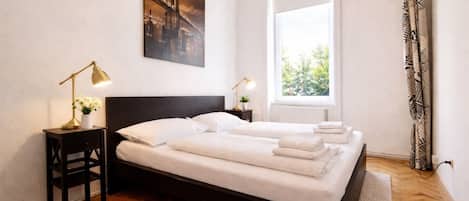 1 多间卧室、办公桌、熨斗/熨衣板、免费 WiFi