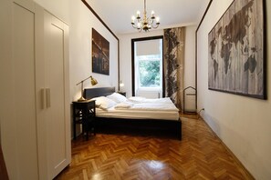 1 chambre, bureau, fer et planche à repasser, Wi-Fi gratuit