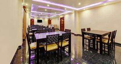 Super Townhouse OAK The Dev Regency