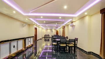 House | Tempat makan