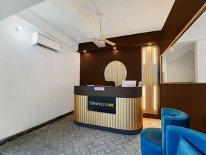 House | Reception