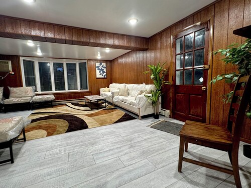 Tranquil 4-bedroom house with AC in Elkins Park