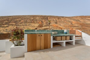 Terrace/patio - Holiday Home 'Casa Azul' with Sea View, Private Terrace & Wi-Fi (Las Palmas)
