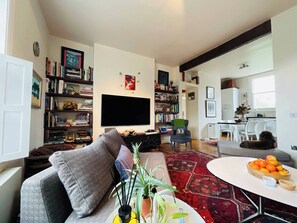 Shared Dormitory, 1 Bedroom, Patio, Garden View | Living room