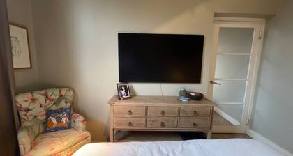 Room-cozy and Comfortable Double Bedroom