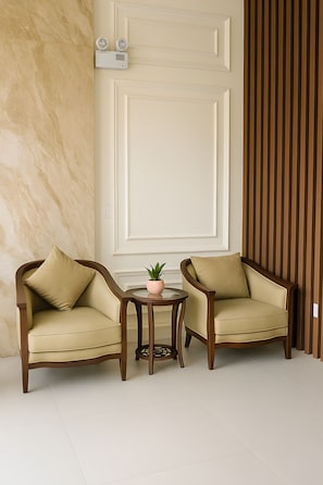 Quầy tiếp tân