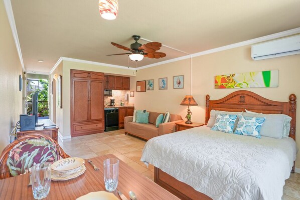Internet, bed sheets - Aloha Condos, Islander on the Beach, Condo 216, Ocean View, AC (Kapaa)